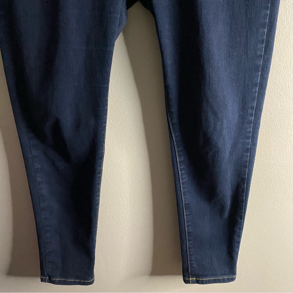 Michael Kors Women's Medium Indigo Izzy Skinny Ankle Jeans - Picture 3 of 9